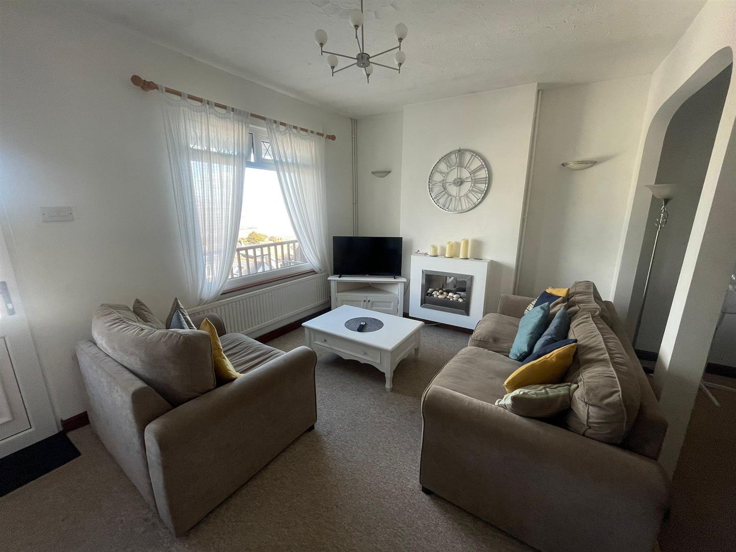 Broadview Lane, Mumbles, Swansea, SA3 4LN